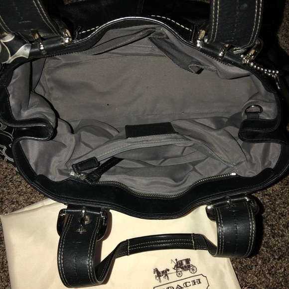 Purse - Picture 3 of 3